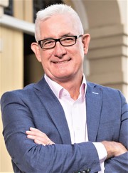 Professor Andrew McLachlan